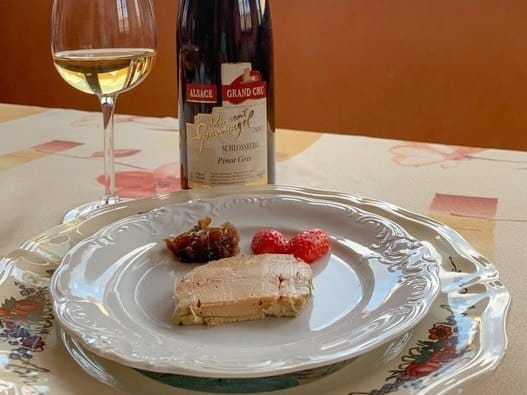 Riesling Grand Cru Schlossberg du Domaine Spannagel en accord avec une terrine